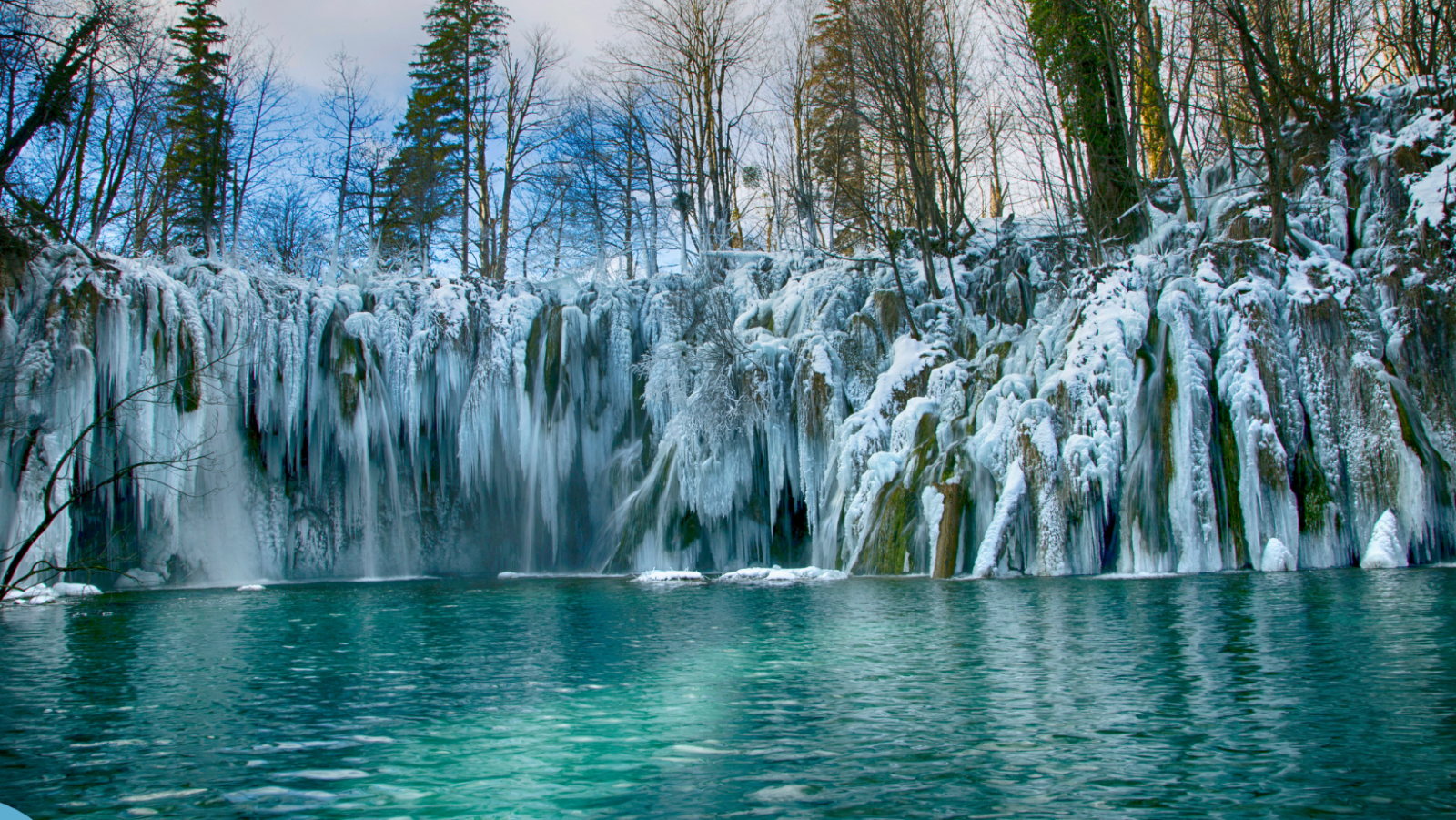 Proljetna čarolija: Plitvička jezera 🍃 - Starline putnička agencija