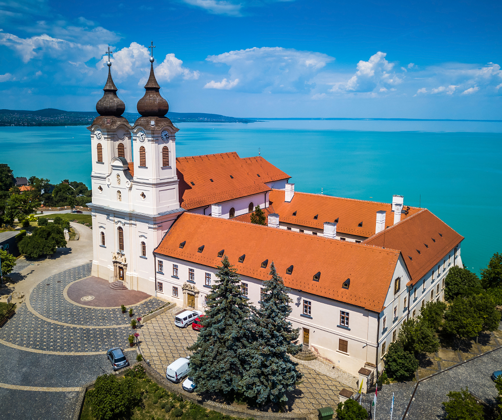 FESTIVAL LAVANDE I Balaton: Keszthely – Tihany – Siofok, 1 dan - Starline putnička agencija FESTIVAL LAVANDE I Balaton: Keszthely – Tihany – Siofok, 1 dan